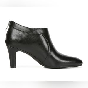Sleek & sophisticated, this comfy bootie adds a chic feel from work to weekend &